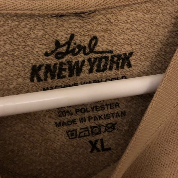NWOT Girl Knew York Devil Girl Sweatshirt - Picture 4 of 4